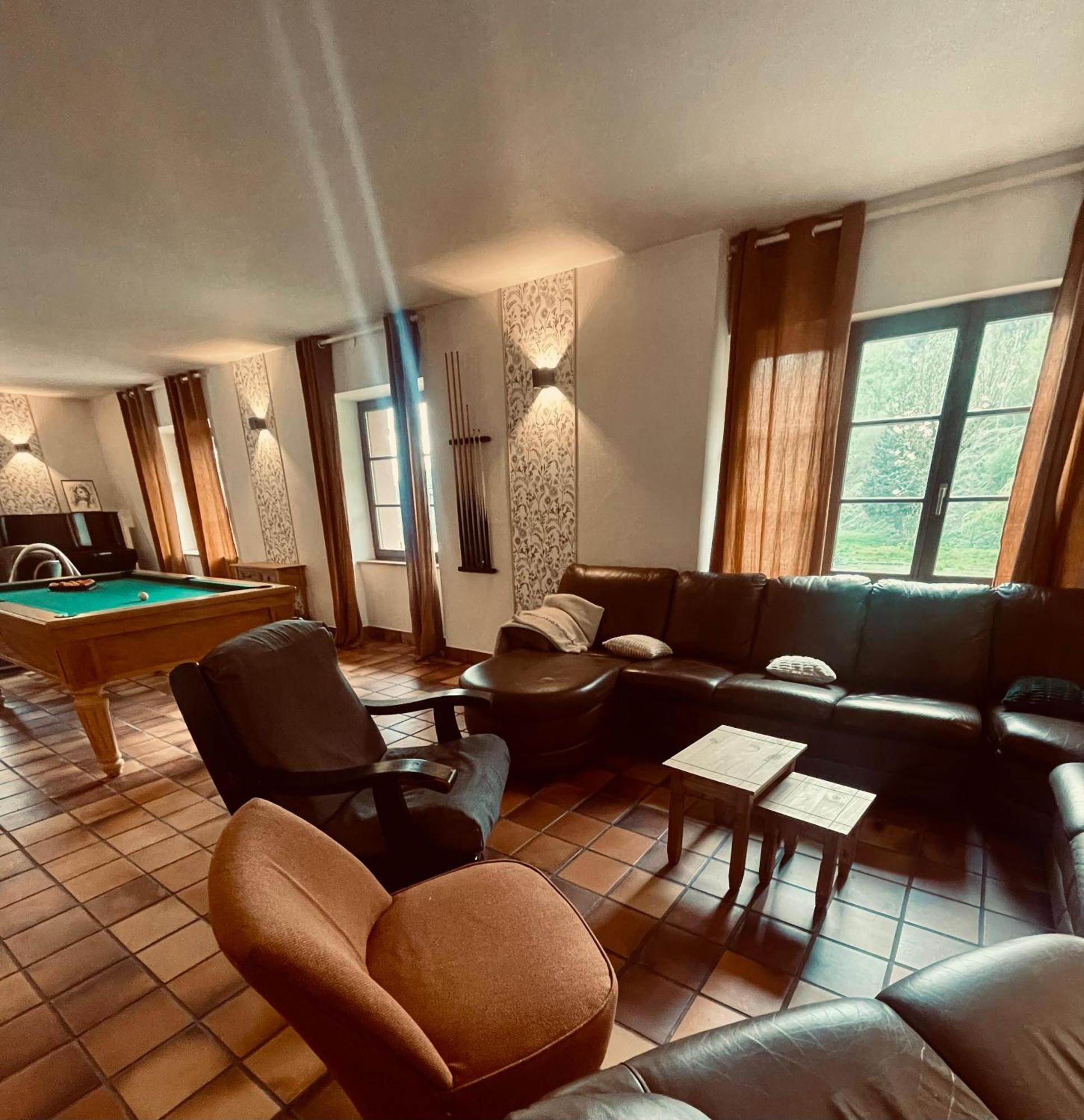 La Belle Charbonniere Hotell La Grande Fosse Exteriör bild